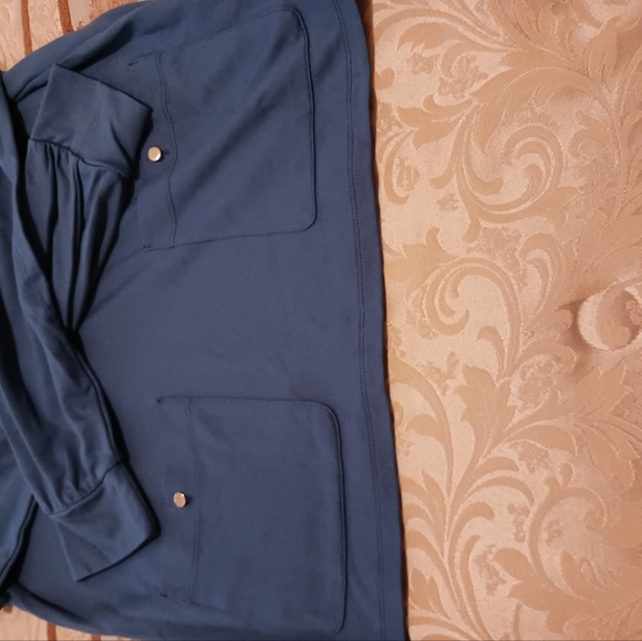 Ann Taylor Blouse S Blue NWT - Picture 6 of 13